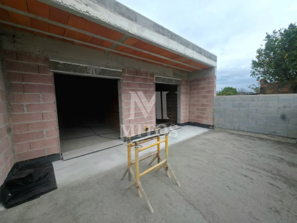 Moradia T3 para Venda em Alvarães Foto 14