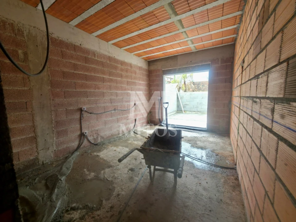 Moradia T3 para Venda em Alvarães Foto 15