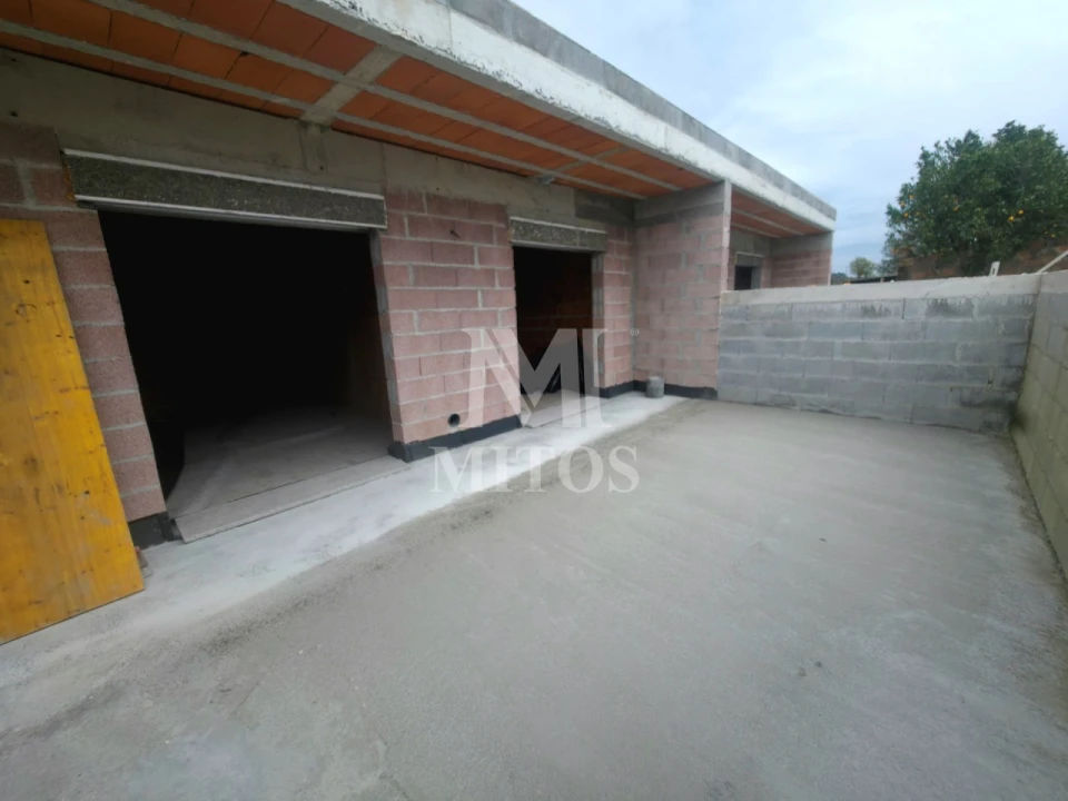 Moradia T3 para Venda em Alvarães Foto 12