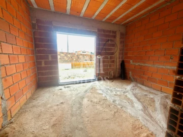 Moradia T3 para Venda em Alvarães