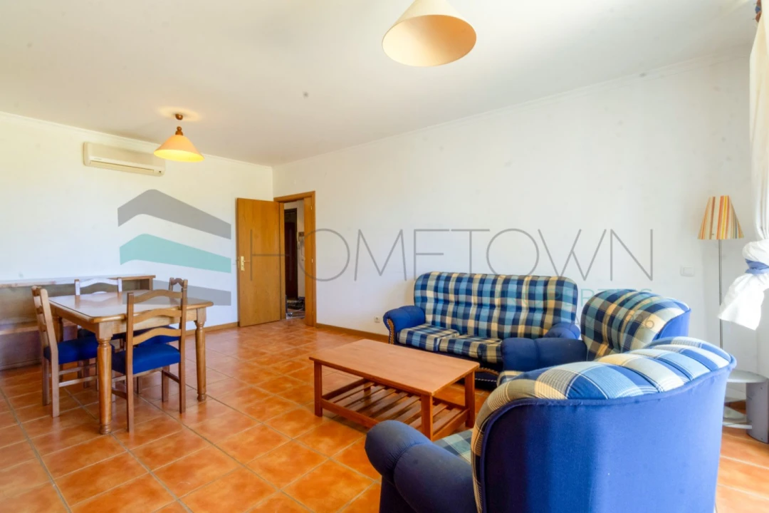 Apartamento T1 para Venda em Quarteira Foto 6