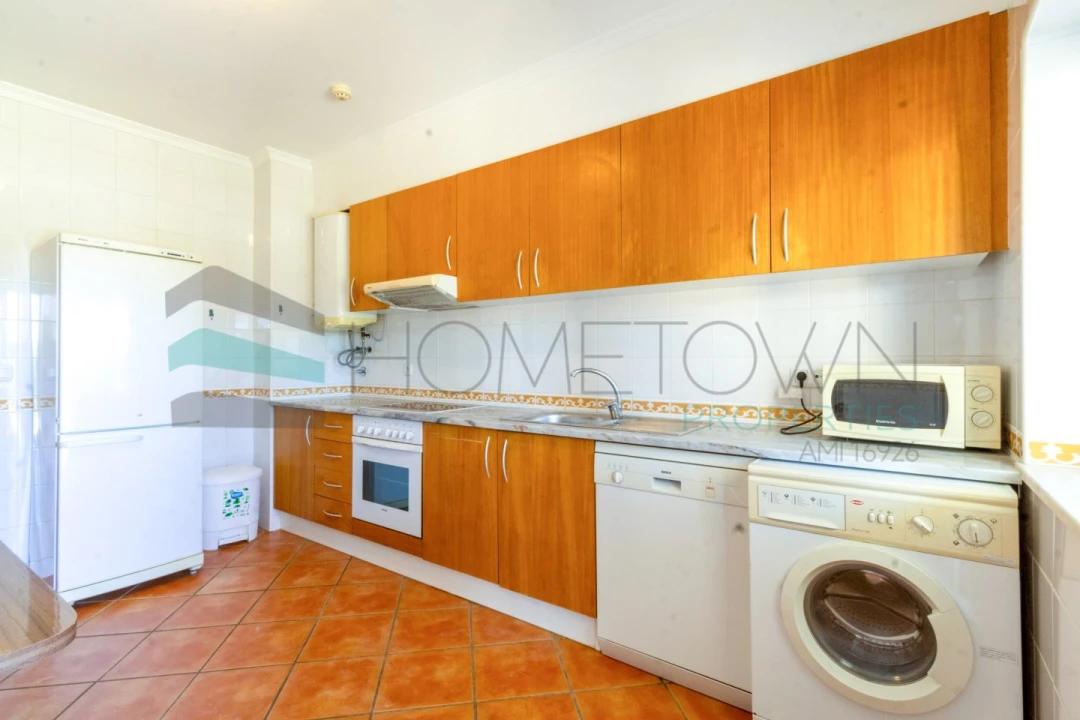 Apartamento T1 para Venda em Quarteira Foto 5