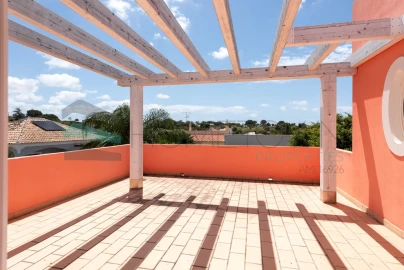 Moradia T5 para Venda em Almancil