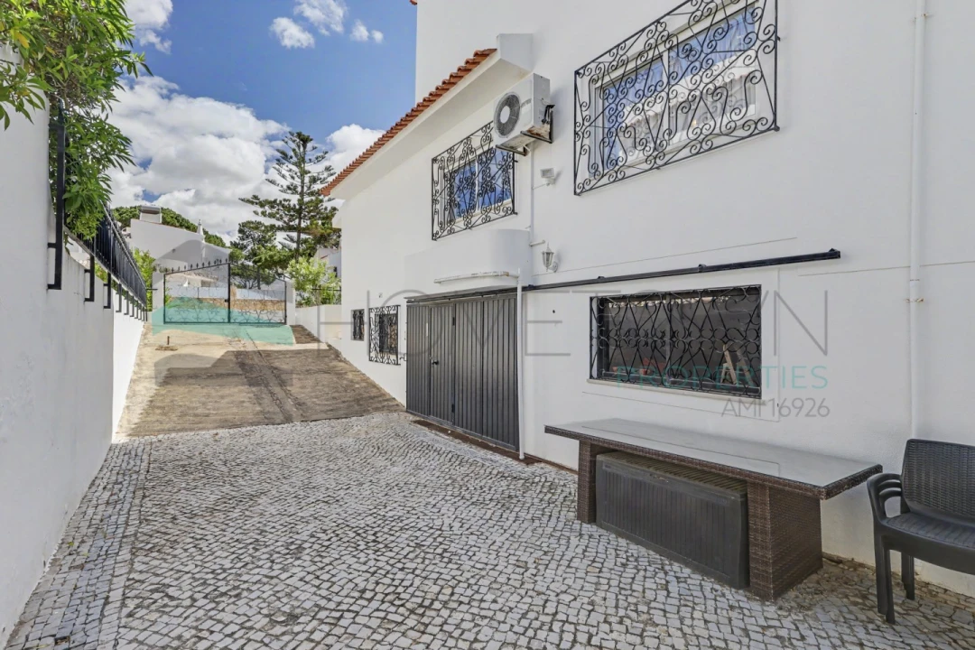 Moradia T3 para Venda em Quarteira Foto 45