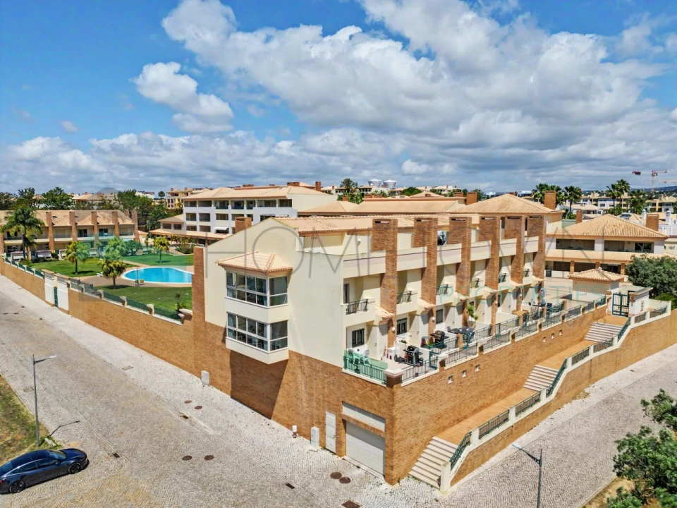 Moradia T2 para Venda em Quarteira Foto 56