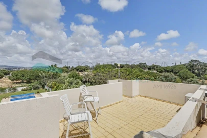 Moradia T4 para Venda em Quarteira
