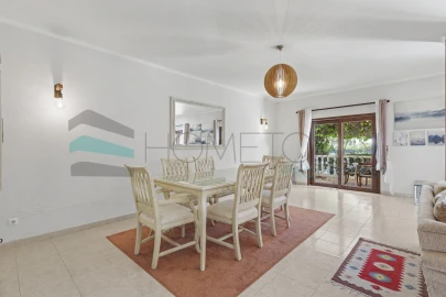 Moradia T4 para Venda em Quarteira