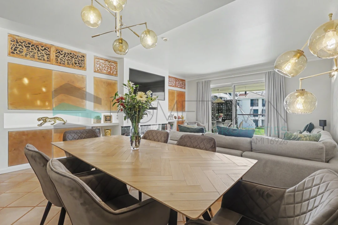Apartamento T2 para Venda em Quarteira Foto 6