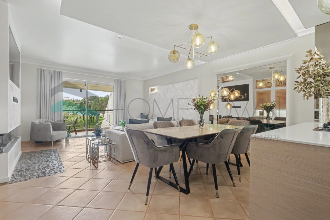 Apartamento T2 para Venda em Quarteira Foto 2