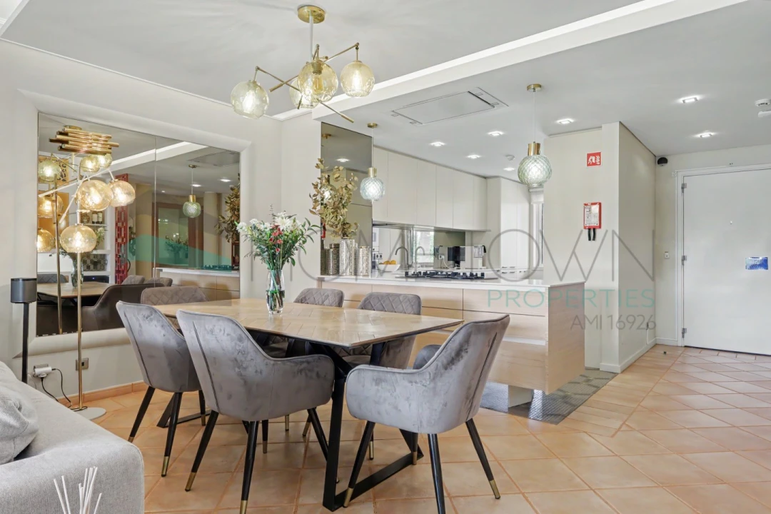 Apartamento T2 para Venda em Quarteira Foto 8