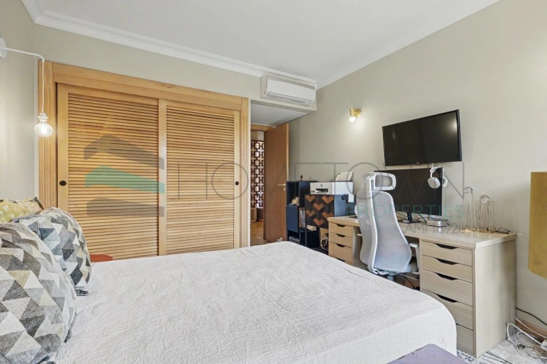 Apartamento T2 para Venda em Quarteira Foto 24