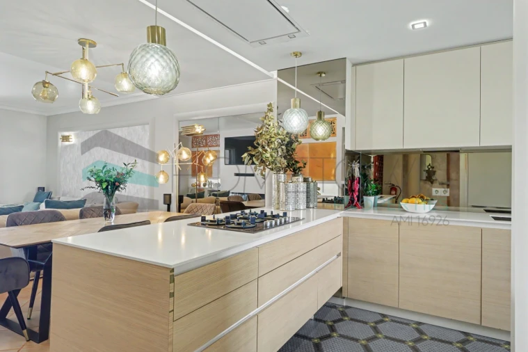 Apartamento T2 para Venda em Quarteira Foto 7