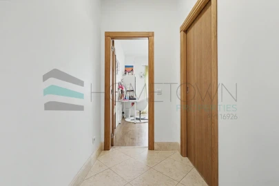 Moradia T4 para Venda em Quarteira
