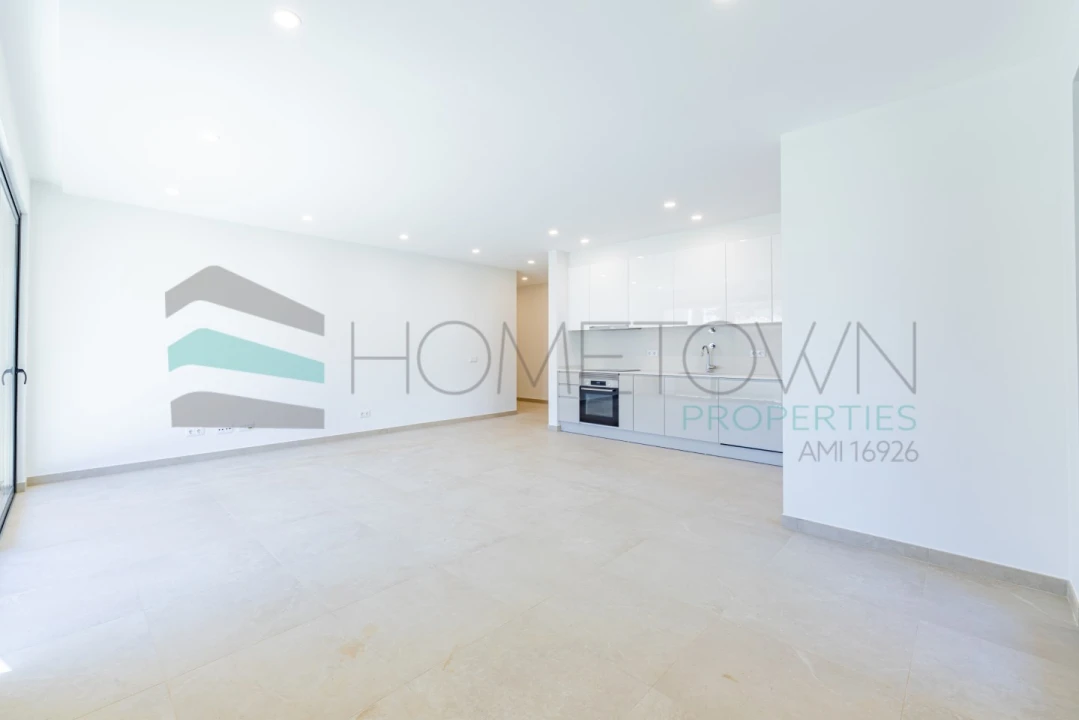 Apartamento T3 para Venda em Quarteira Foto 14