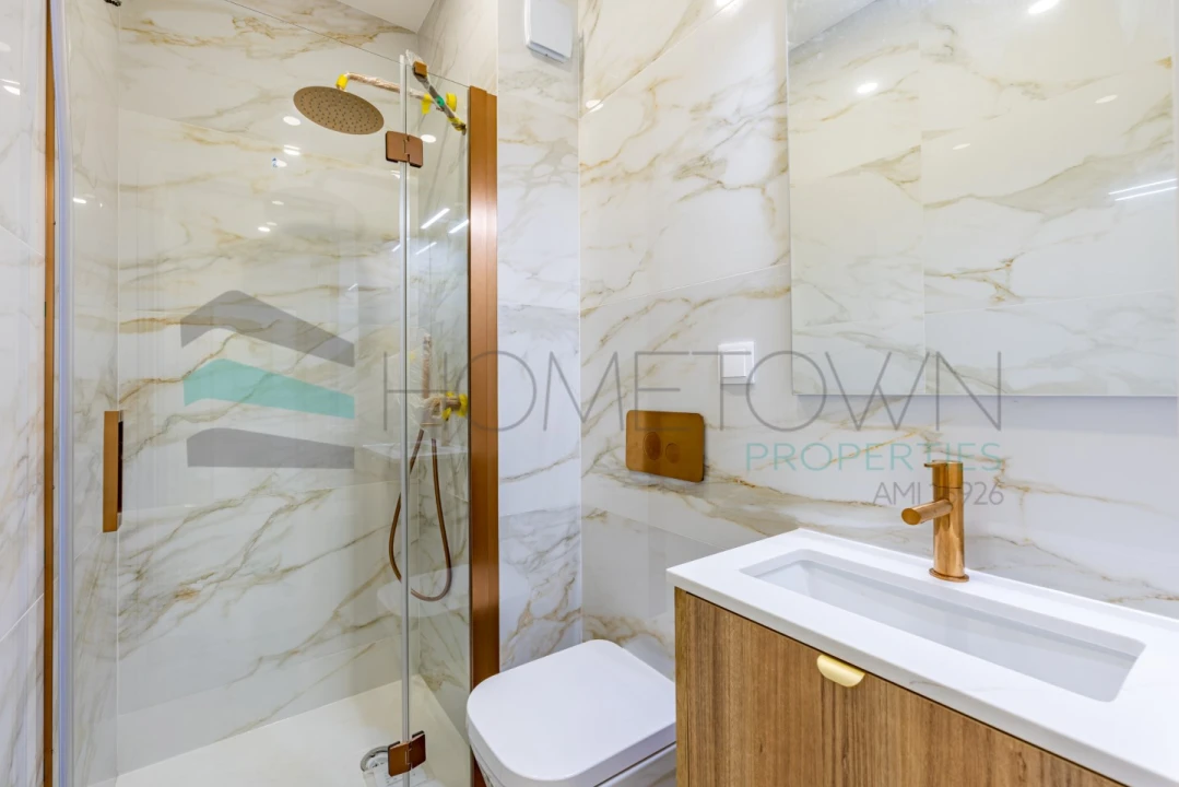 Apartamento T3 para Venda em Quarteira Foto 18