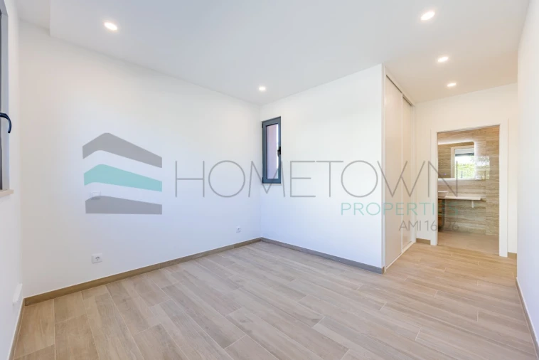 Apartamento T3 para Venda em Quarteira Foto 24