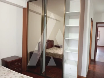 Apartamento T4 para Arrendamento em Oliveira do Bairro