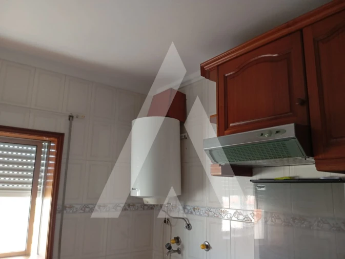 Apartamento T4 para Arrendamento em Oliveira do Bairro Foto 4