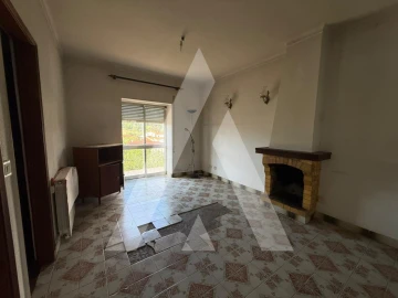 Moradia T3 para Venda em Arrabal