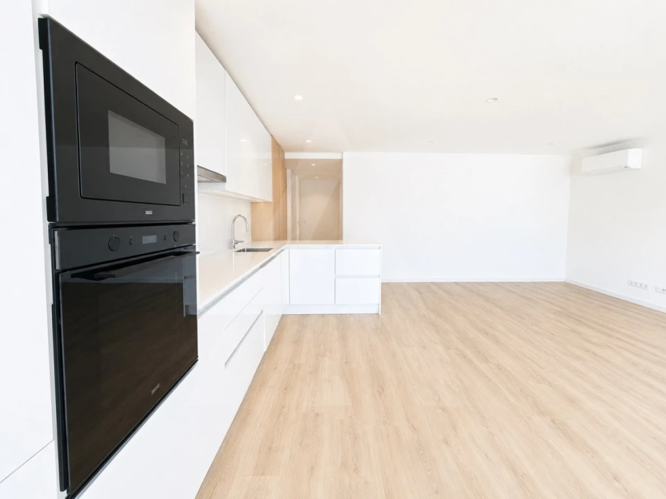 Apartamento T3 para Venda em Glória e Vera Cruz Foto 3
