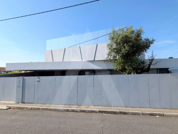 Moradia T3 para Venda em Avintes