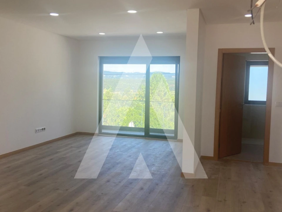 Moradia T3 para Venda em Arcos e Mogofores Foto 4