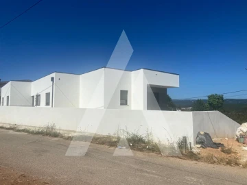 Moradia T3 para Venda em Arcos e Mogofores