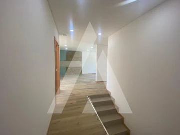 Moradia T3 para Venda em Arcos e Mogofores