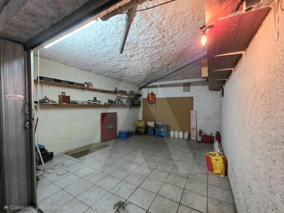Garagem para Venda em Esgueira Foto 1