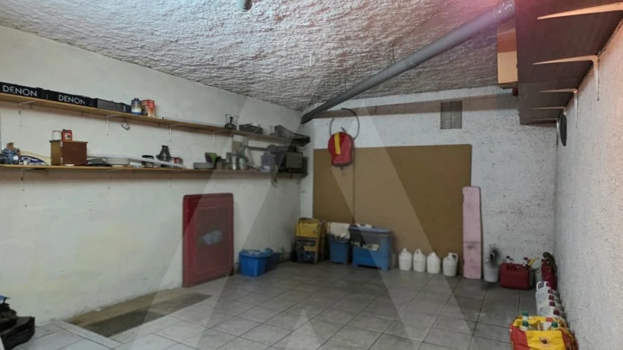 Garagem para Venda em Esgueira