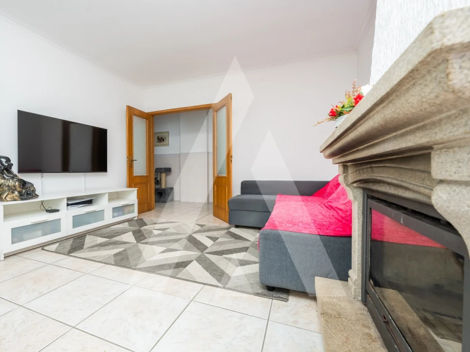 Apartamento T2 para Venda em Caldas de São Jorge e Pigeiros Foto 4