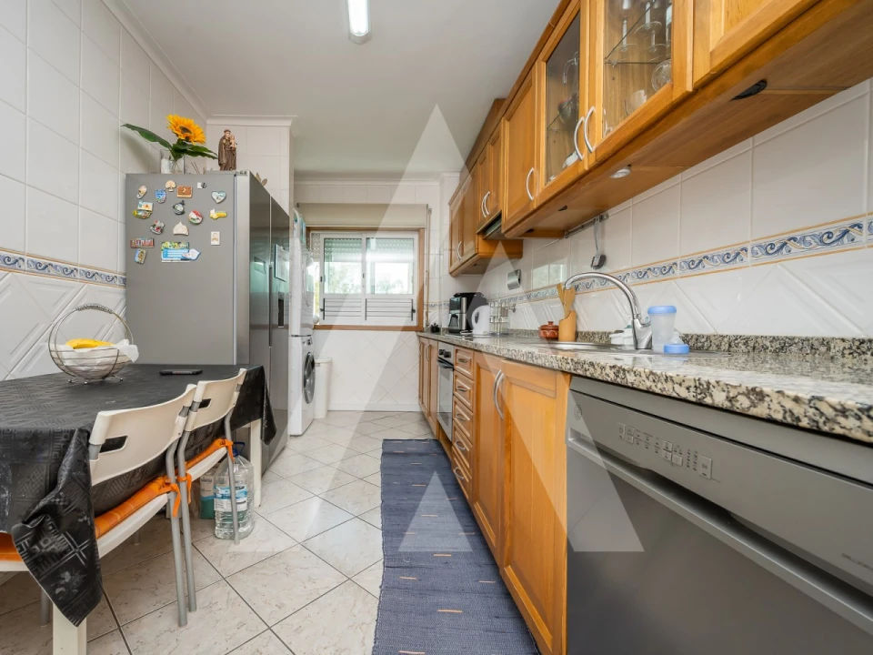 Apartamento T2 para Venda em Caldas de São Jorge e Pigeiros Foto 8