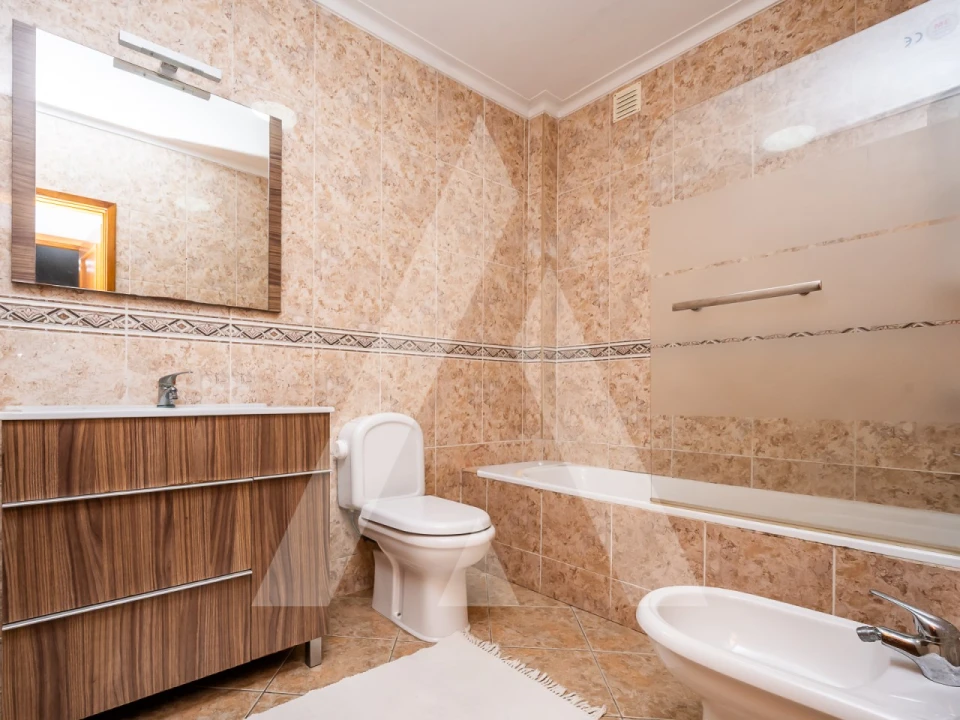 Apartamento T2 para Venda em Caldas de São Jorge e Pigeiros Foto 14
