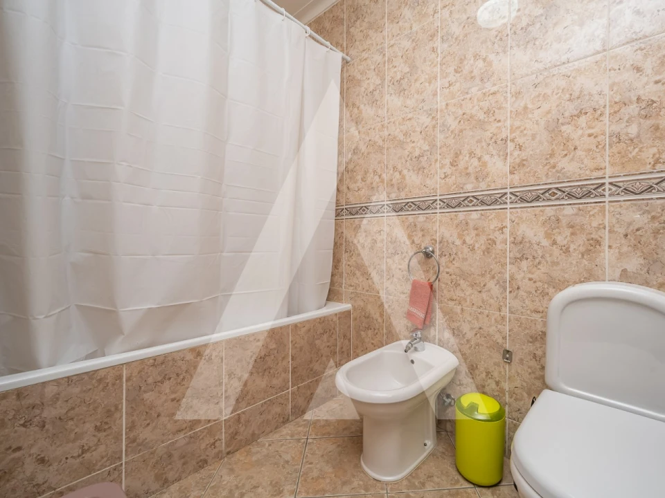 Apartamento T2 para Venda em Caldas de São Jorge e Pigeiros Foto 17