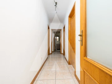 Apartamento T2 para Venda em Caldas de São Jorge e Pigeiros