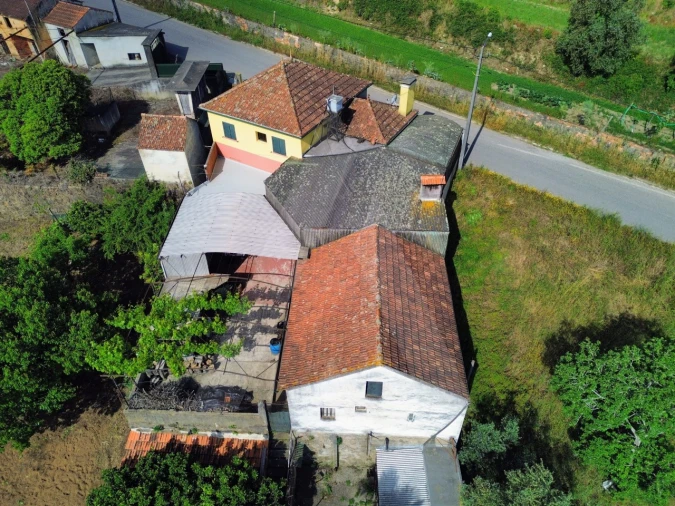 Moradia T3 para Venda em Macinhata do Vouga Foto 2