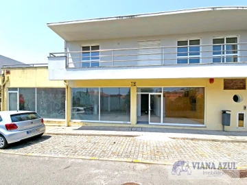 Loja para Arrendamento em Santa Maria Maior e Monserrate e Meadela
