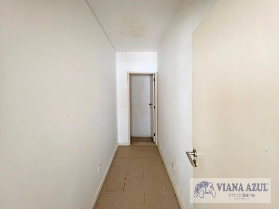 Loja para Arrendamento em Santa Maria Maior e Monserrate e Meadela Foto 4