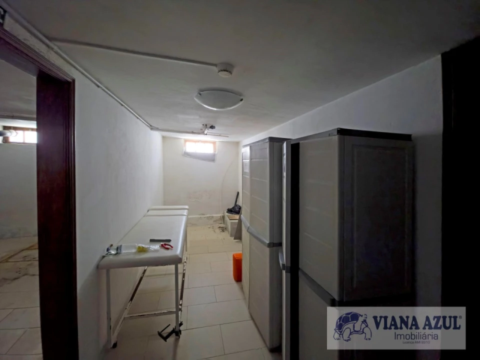 Loja para Arrendamento em Santa Maria Maior e Monserrate e Meadela Foto 13