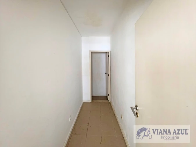 Loja para Arrendamento em Santa Maria Maior e Monserrate e Meadela Foto 4