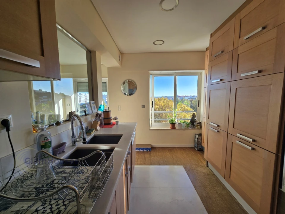 Apartamento T3 para Venda em União das Freguesias de Setúbal Foto 10