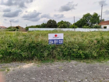 Terreno para Venda em Aradas