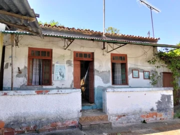 Moradia T3 para Venda em Alquerubim