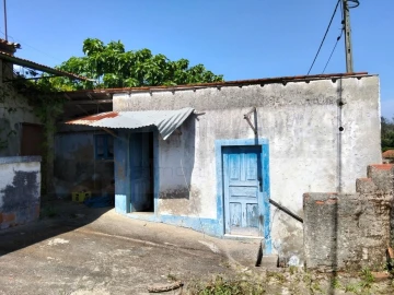 Moradia T3 para Venda em Alquerubim