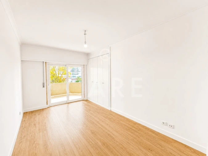 Apartamento T3 para Venda em São Domingos de Benfica Foto 10