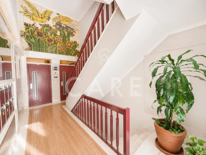 Apartamento T3 para Venda em São Domingos de Benfica Foto 22