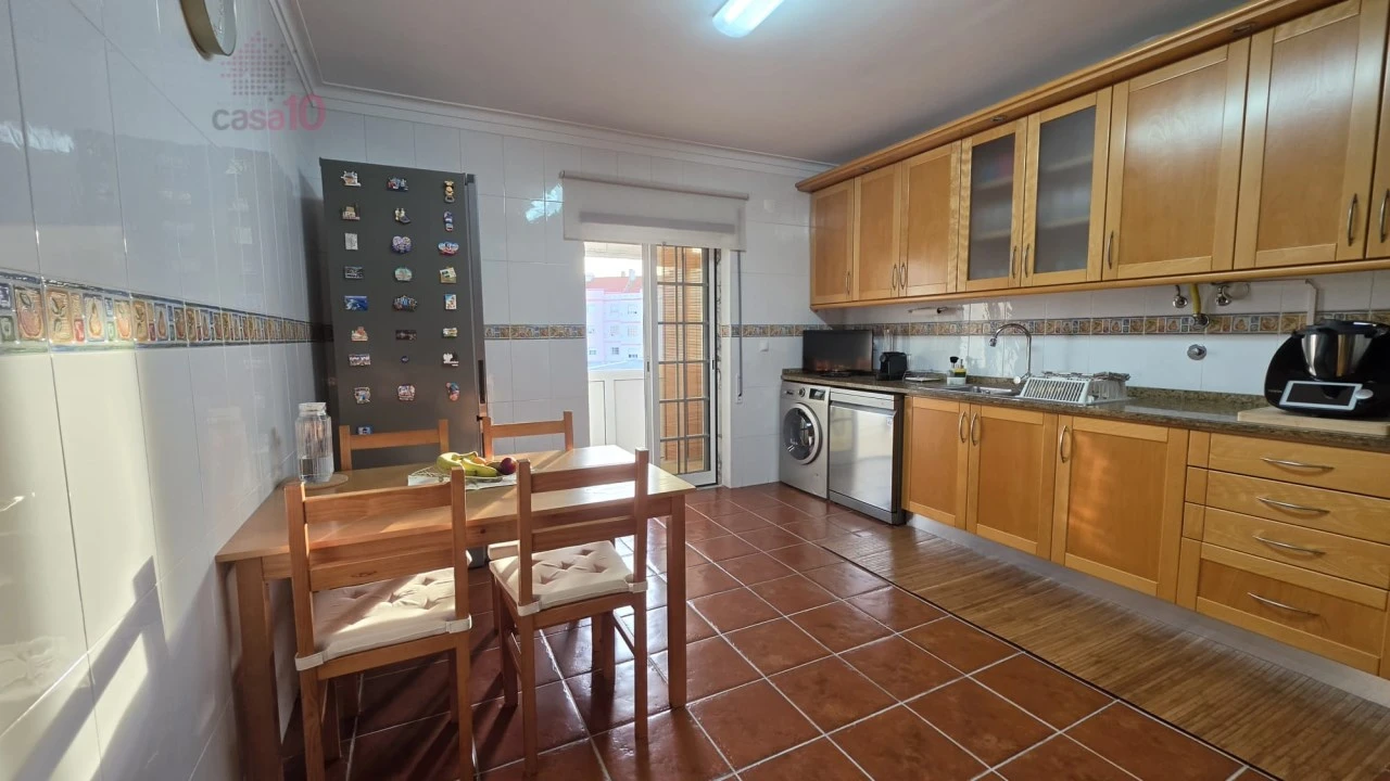 Apartamento T3 para Venda em Samora Correia Foto 5