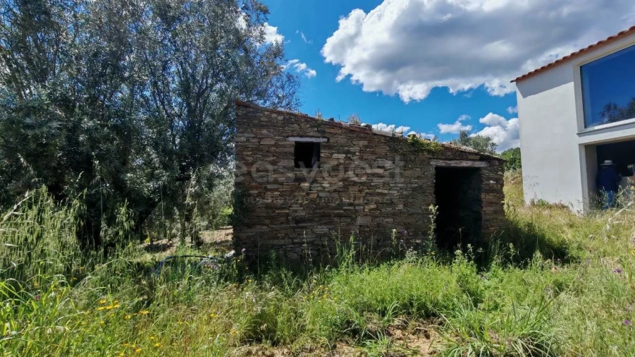 Moradia T2 para Venda em Serra e Junceira Foto 16