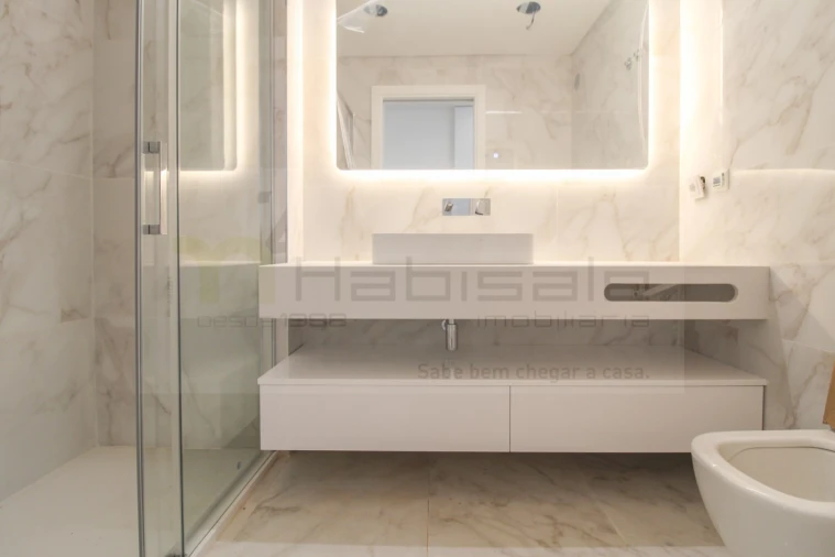 Apartamento T3 para Venda em Charneca de Caparica e Sobreda Foto 8