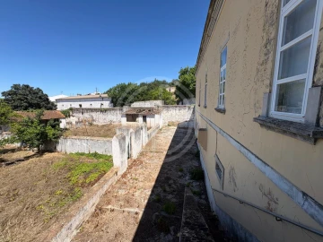 Moradia T4 para Venda em Albufeira e Olhos de Água